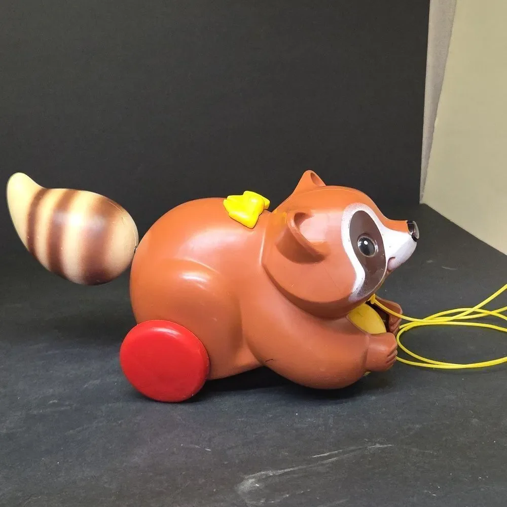 Vintage1979 Fisher-Price Roly Raccoon #172 Chatter Telephone, little Snoopy #693